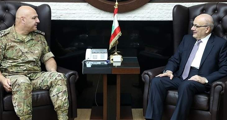 قائد الجيش بحث مع علي درويش بالأوضاع العامة والتقى نصري خوري وسفير بلجيكا
