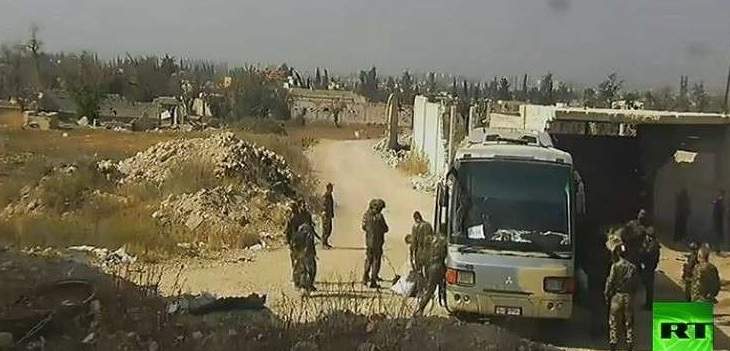 خروج 39 حافلة من دوما تقل مسلحي جيش الإسلام مع عائلاتهم إلى جرابلس