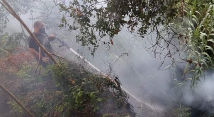الدفاع المدني: إخماد حريق شب في حقلٍ من القصب في وادي شحرور