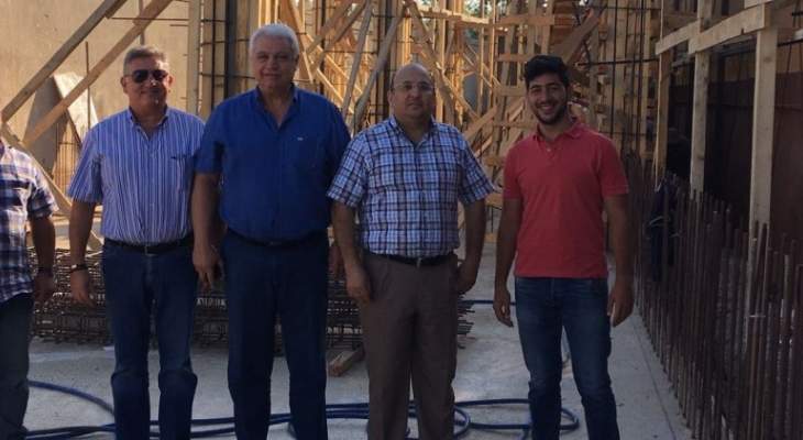 قمرالدين تفقد مشاريع بلدية طرابلس في الملعب البلدي