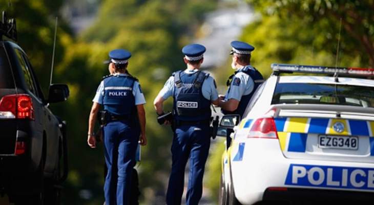 الشرطة النيوزيلندية: إرهابي مجزرة المسجدين سيحاكم بتهمة قتل 50 شخصا