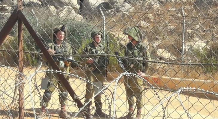  النشرة: قوة اسرائيلية القت قنابل دخانية على دورية للجيش ببلدة بليدا