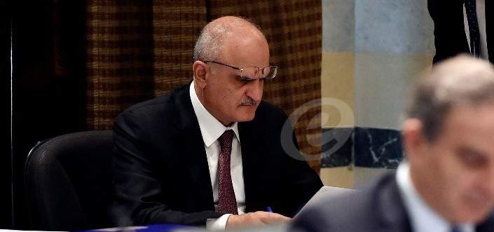الجمهورية:خليل رفض بجلسة الحكومة تحميل الوزارة مسؤولية تعطيل مشاريع الكهرباء