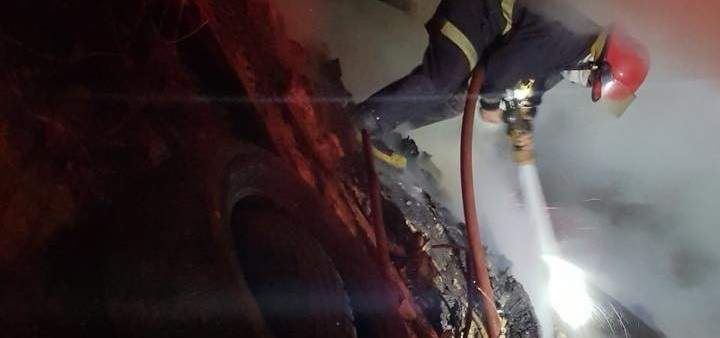 الدفاع المدني: إخماد حريق شب في أكوام من النفايات في سبيرز