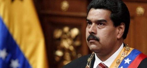مادورو يستدعي سفير فنزويلا باسبانيا للتناقش بالتدخل الاسباني بالبلاد