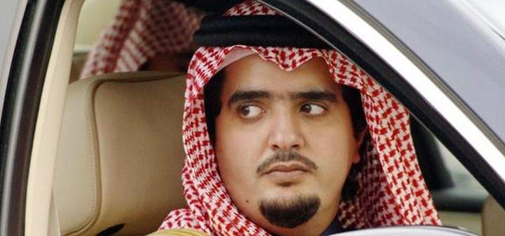 مجتهد: الأمير عبد العزيز بن فهد في معتقله في أحد القصور في حالة عقلية سيئة