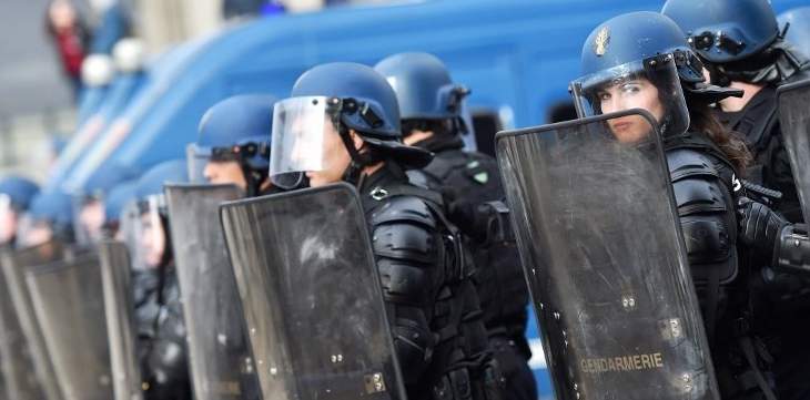  الشرطة الفرنسية توقف شخصين خططا لمهاجمة مدرسة ابتدائية