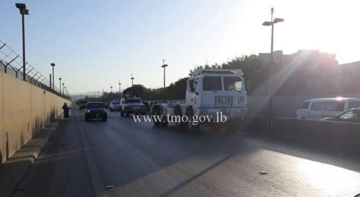 تعطل شاحنة بعد أنفاق المطار باتجاه جسر خلدة وحركة المرور ناشطة