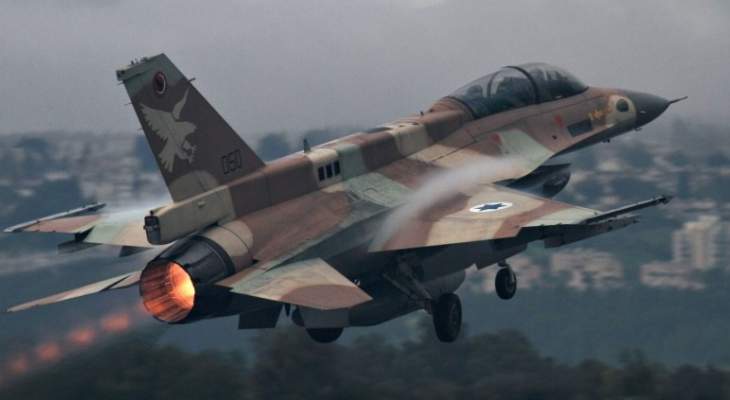 أدرعي: طائرات إسرائيلية أغارت ليلا على مجمع عسكري تابع لحماس جنوب غزة