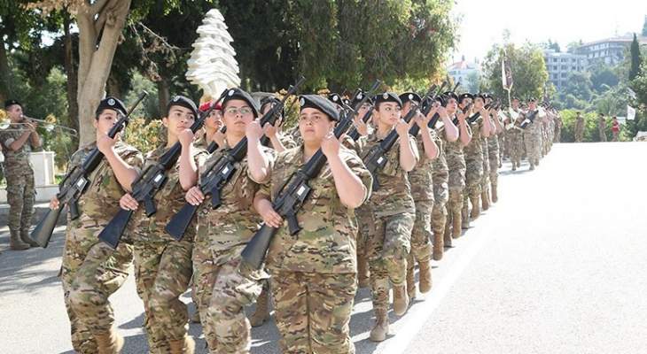 حفل تخريج جنود إناث في لواء الحرس الجمهوري