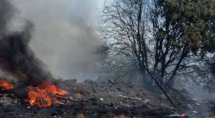 إخماد حريق في خراج بلدة دده
