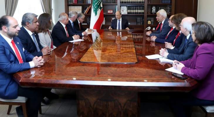 الرئيس عون دعا اللبنانيين للتعبير عن تضامنهم مع الصليب الاحمر وتقديرهم له