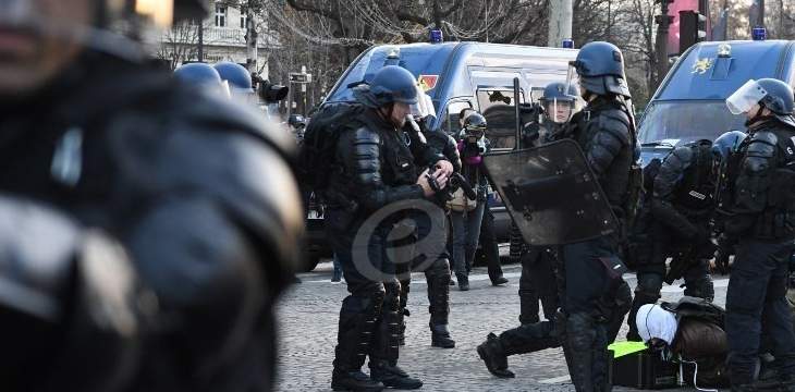 الدفاع الفرنسية: العسكريون لن يقوموا بتفريق احتجاجات "السترات الصفر"