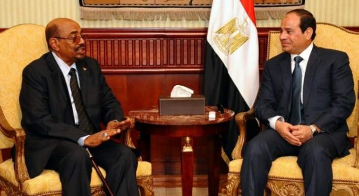 الرئيس السوداني يزور القاهرة غدا حيث يعقد قمة ثنائية مع نظيره المصري