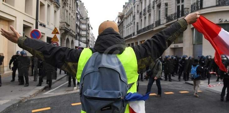 اعتقال 6 أشخاص خلال احتجاجات &quot;السترات الصفراء&quot; في باريس