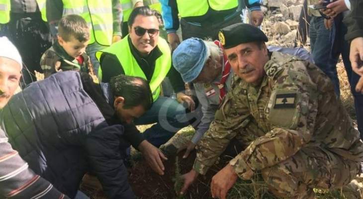 الجيش اللبناني وبلدية راشيا يقيمان حملة لغرس 1500 شجرة أرز