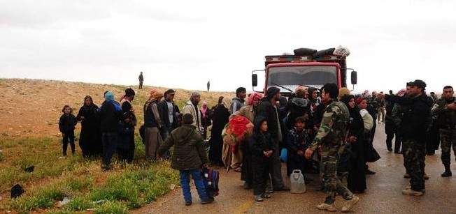 &quot;سانا&quot;: عودة دفعة جديدة من المحتجزين السوريين من مخيم الركبان عبر ممر جليغم