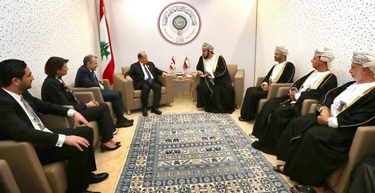 رئيس الجمهورية بحث مع رئيس الوفد العماني الاوضاع في المنطقة