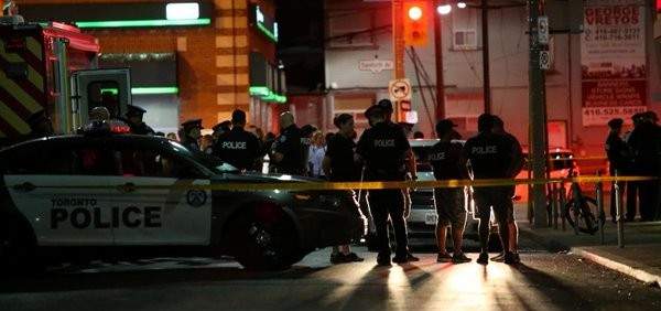 إرتفاع عدد ضحايا إطلاق النار في تورونتو الكندية إلى قتيلين و13 جريحا