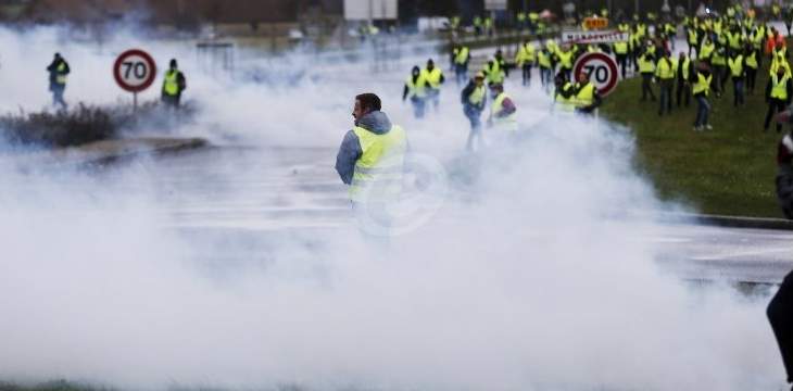 السماح للشرطة الفرنسية باستخدام الرصاص المطاطي ضد محتجي السترات الصفراء