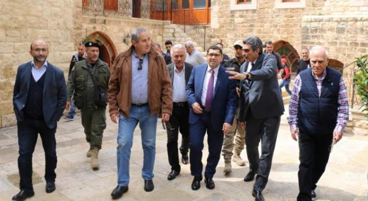  محافظ جبل لبنان جال ورئيس بلدية الشويفات متفقداً الأشغال والمشاريع في المدينة 