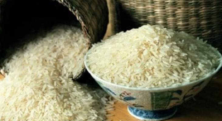 صاحب شركة مقبل للمواد الغذائية: مستعد لأكل وعائلتي الأرز قبل دخوله لبنان 