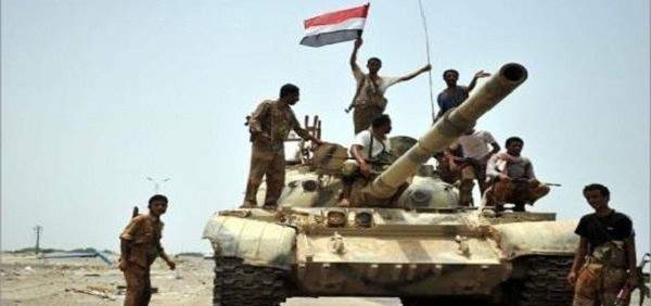 الجزيرة: مقتل 5 جنود يمنيين من القوات الحكومية بقصف للتحالف في الجوف