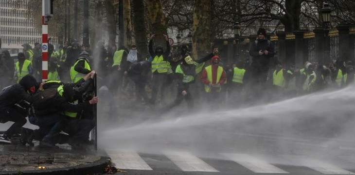 الشرطة الفرنسية: اعتقال 140 شخصا وإصابة 65 آخرين بالاحتجاجات