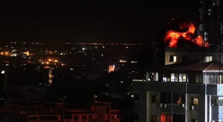 طائرات إسرائيلية تقصف مقر شركة تأمين وسط غزة