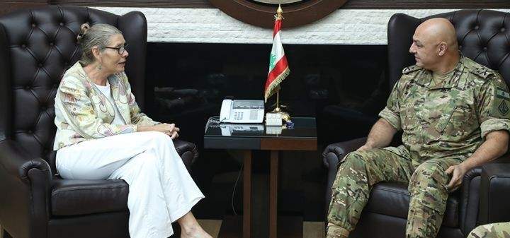 قائد الجيش التقى مفتي بعلبك الهرمل وعرض الاوضاع مع كارديل