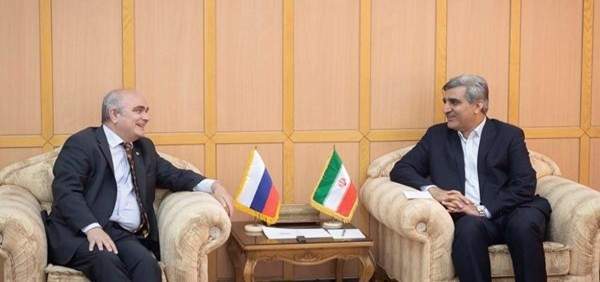 السفير الروسي لدى طهران: روسيا لا تولي أي اهتمام بالحظر والتهديدات التي توجهها البلدان الغربية