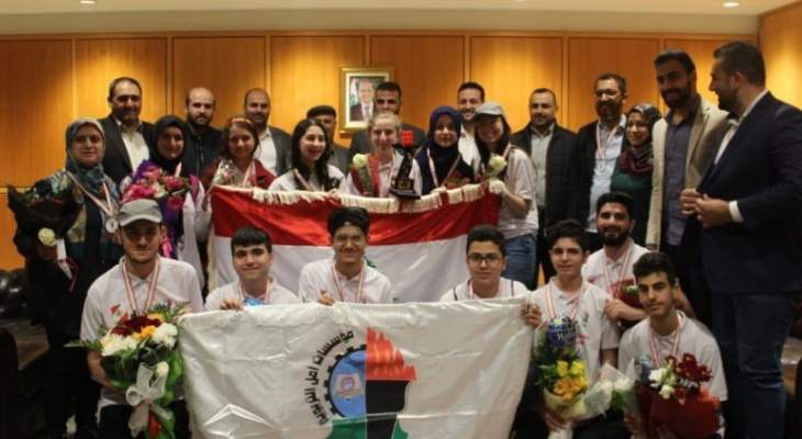 حفل استقبال لتلامذة ثانوية بلال فحص الفائزين بالمرتبة الاولى في مسابقة الروبوت العالمية