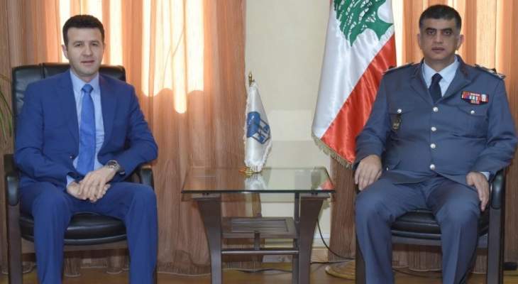 عثمان عرض الأوضاع العامة مع سفير لبنان بالهند واستقبل وفدا من جمعية تجار بدارو