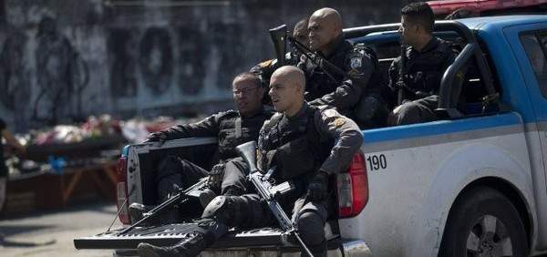 12 قتيلا في عملية مشتركة للشرطة والجيش في ريو دي جانيرو البرازيلية