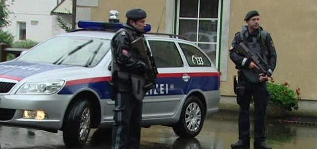 الشرطة النمساوية تستبعد فرضية العمل الإرهابي في إطلاق النار وسط فيينا