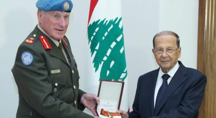الرئيس عون استقبل الجنرال بيري لمناسبة انتهاء مهامه في لبنان