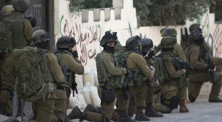 الجيش الإسرائيلي اعتقل 18 فلسطينياً في الضفة الغربية الليلة الماضية
