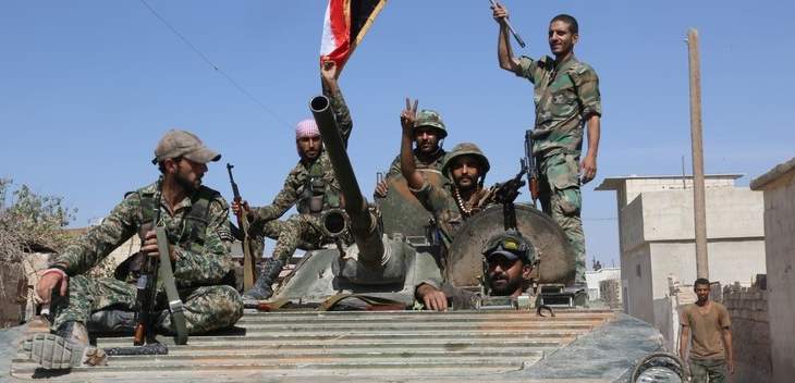 جيش سوريا ضبط طائرات مسيرة ومواد كيميائية داخل سيارة مصفحة تابعة لداعش