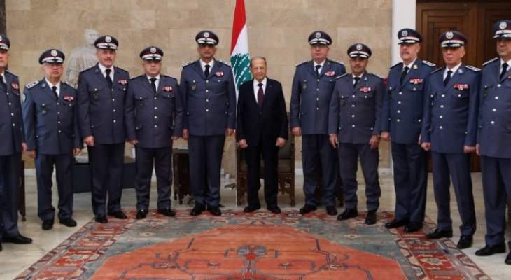الرئيس عون تلقى تهاني قيادت قوى الأمن الداخلي وأمن الدولة والجمارك
