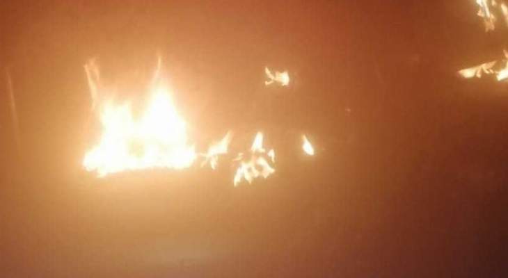 النشرة: اخلاء 3 عمال أصيبوا بحالة اختناق باندلاع حريق داخل مدرسة معروف سعد الرسمية