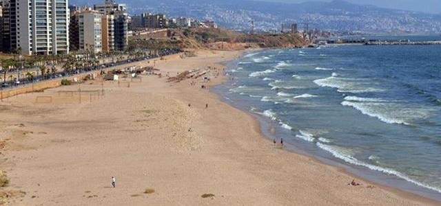 الحملة الوطنية لتنظيف الشاطئ انطلقت من الرملة البيضاء على طول الساحل 