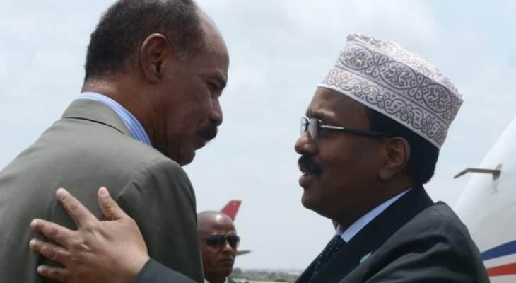 الرئيس الصومالي بدأ زيارة إلى اريتريا تستمر 3 أيام