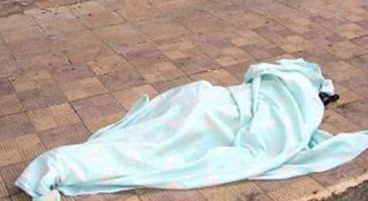 الدفاع المدني نقل جثة شابة سورية من برج حمود الى مستشفى بعبدا