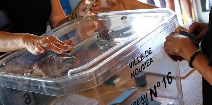 إغلاق مراكز الاقتراع بكاليدونيا الجديدة في استفتاء الإستقلال عن فرنسا