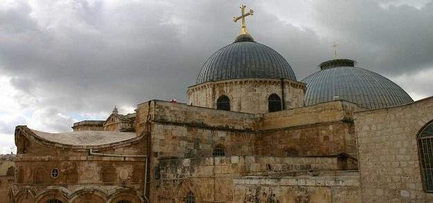 ثلاث كنائس في القدس تحتج على مشروع قانون اسرائيلي حول املاكها