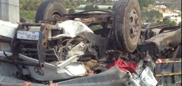 النشرة: وقوع حادث سير على طريق الزهراني صور 