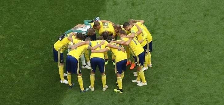 السويد تتخطى عقبة سويسرا ولتحجز مكانها في الدور ربع النهائي