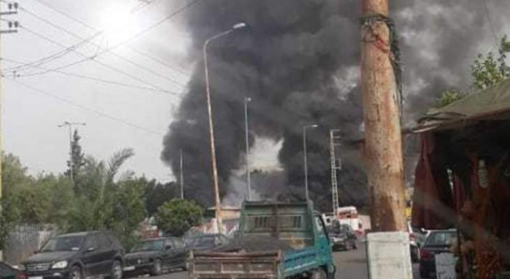 النشرة: اخماد حريق اندلع بهامر عسكري للجيش في منطقة الحسبة في صيدا