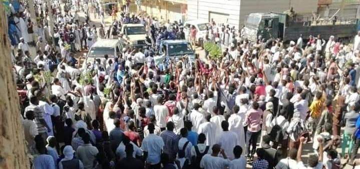 الشرطة السودانية أطلقت الغاز المسيل للدموع على محتجين على غلاء الخبز