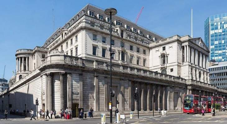 الشرطة البريطانية: الكشف على عبوتين في بنك إنكلترا تبين أنهما لا تشكلان تهديدا